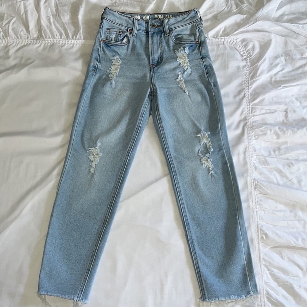 Mom High Rise Jeans - Picture 3 of 9